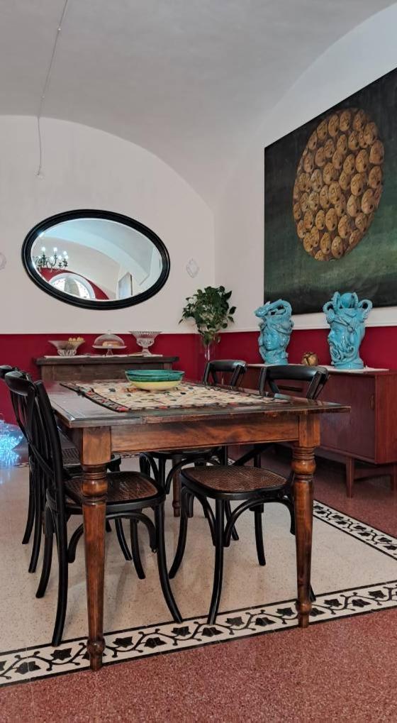 B&B Il Giardino Del Barone Pozzomaggiore Exterior photo